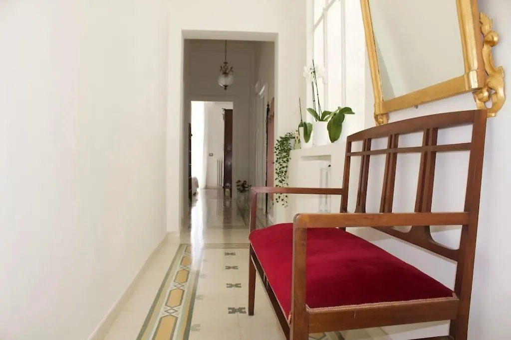 Lux Domus Apartment Bari Italie
