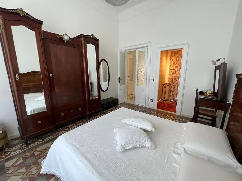 Lux Domus Apartment Bari Italie